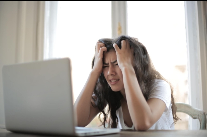 Why Most People Fail to Make Money Online